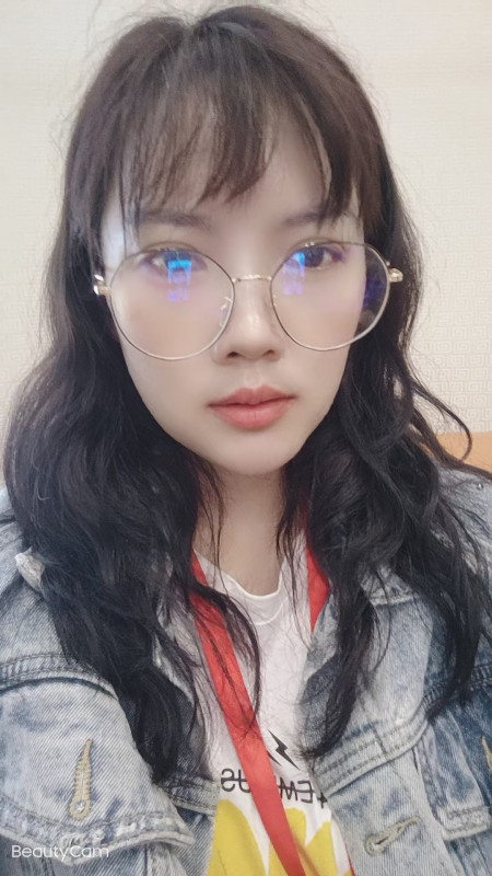 昆明螺蛳湾小妹